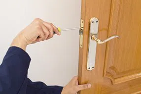 Lock Locksmith Tech Ramsey, NJ 201-402-2654 - lock-changing